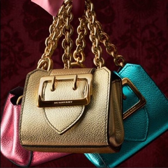 SOLD!!!! Mini Burberry Bag/Clutch - Picture 1 of 10